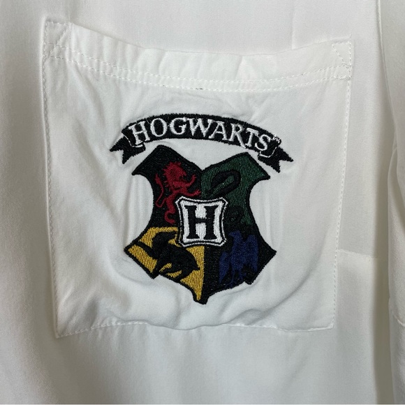 Wizarding World Harry Potter Button Up Short Sleeve Blouse Size X-Large - Picture 3 of 5